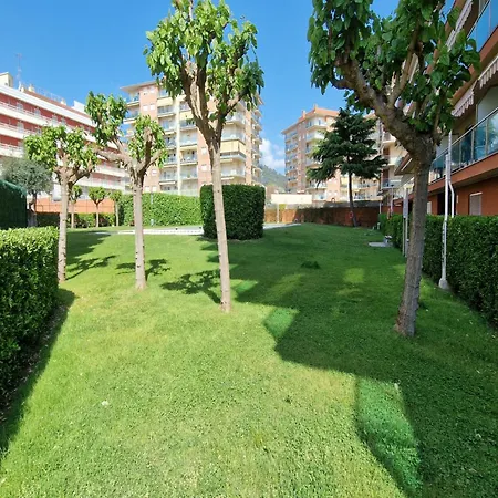 Appartamento Modern Steps From *